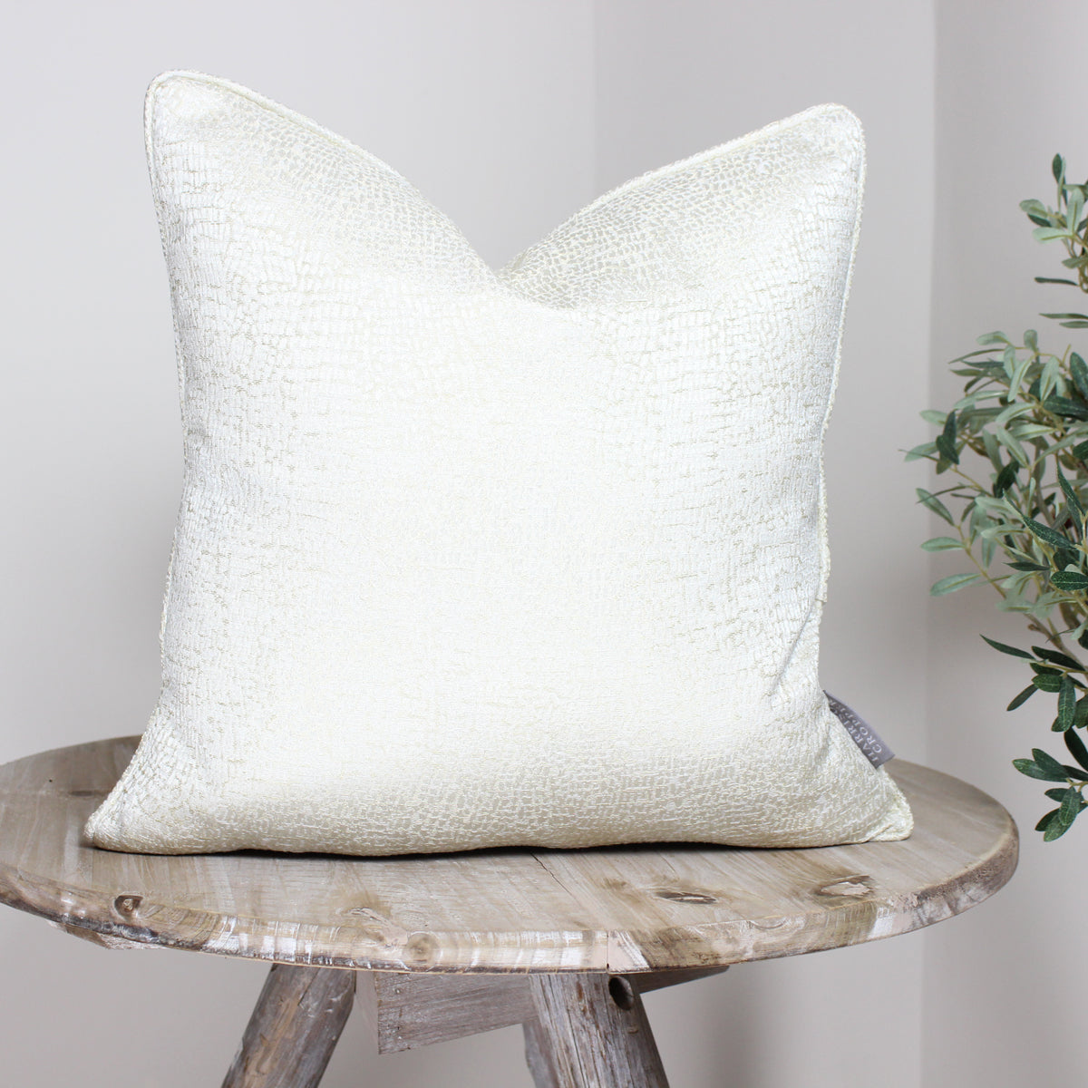 Serpa Natural Cushion